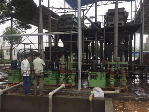 打樁污泥行業咸陽柱塞泵客戶使用現場2