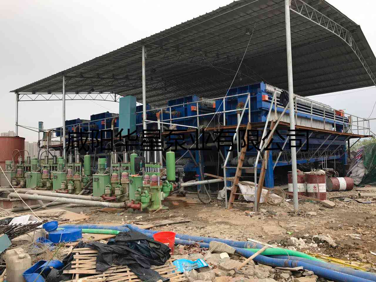 華星YBH300-40節能陶瓷柱塞泵打樁污泥使用現場-第二個現場-02